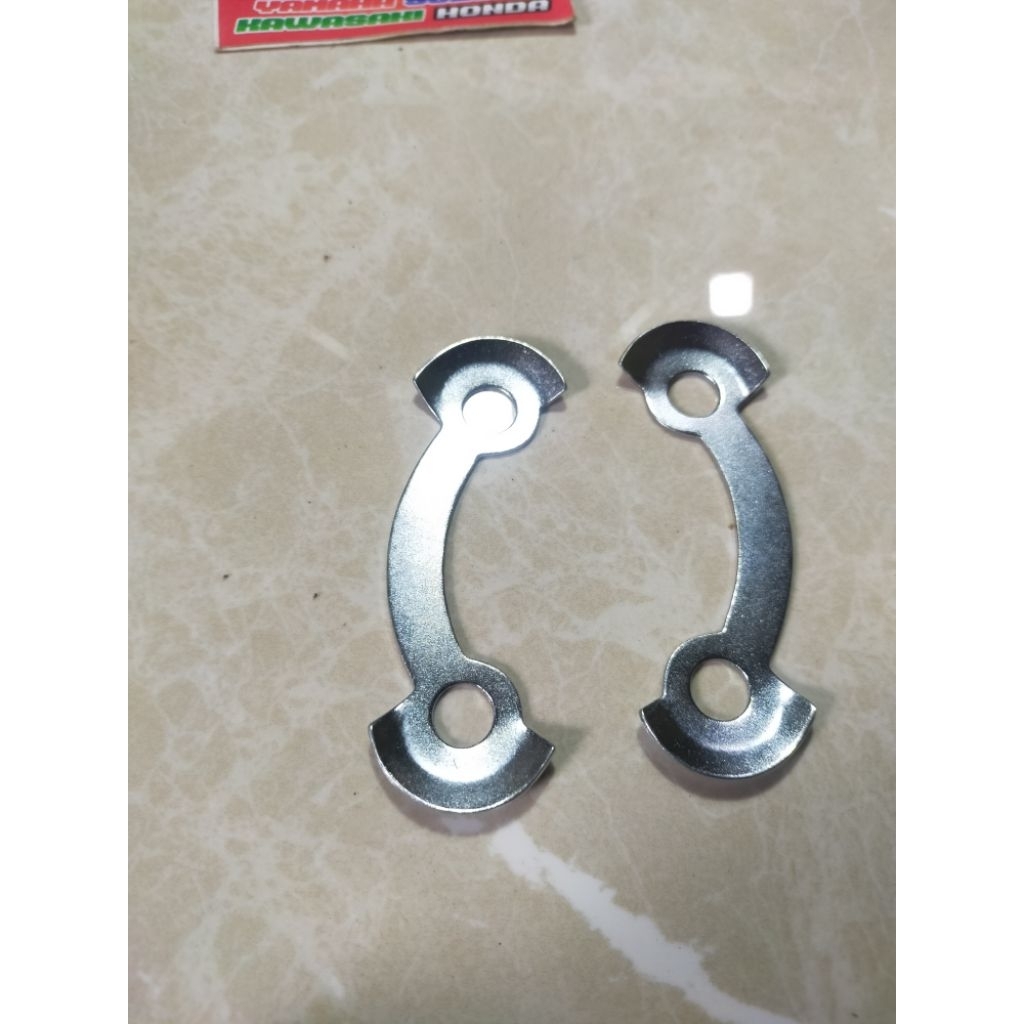 2 pcs plat Gear belakang Suzuki plat penahan baut gear gir belakang Suzuki