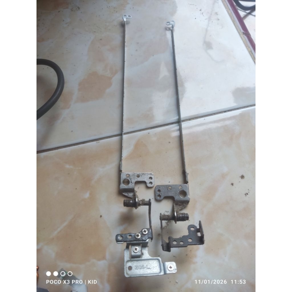 engsel laptop Acer E1 431