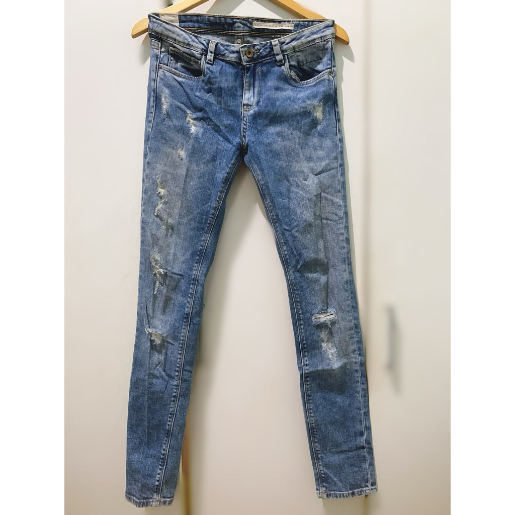Zara Ripped Jeans Original Preloved Second