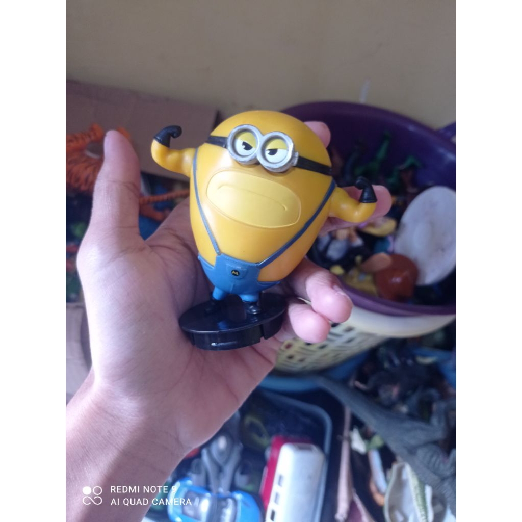Figure / Topper XXI CGV - Minion - Original UNIVERSAL STUDIOS (Preloved)