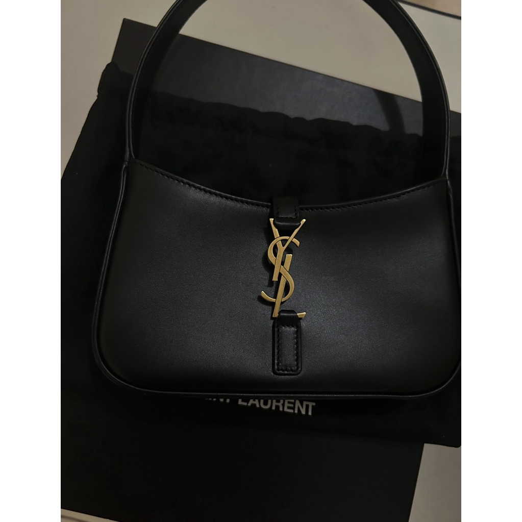 Saint Laurent Mini 5 A 7 Hobo Bag Smooth Leather Black