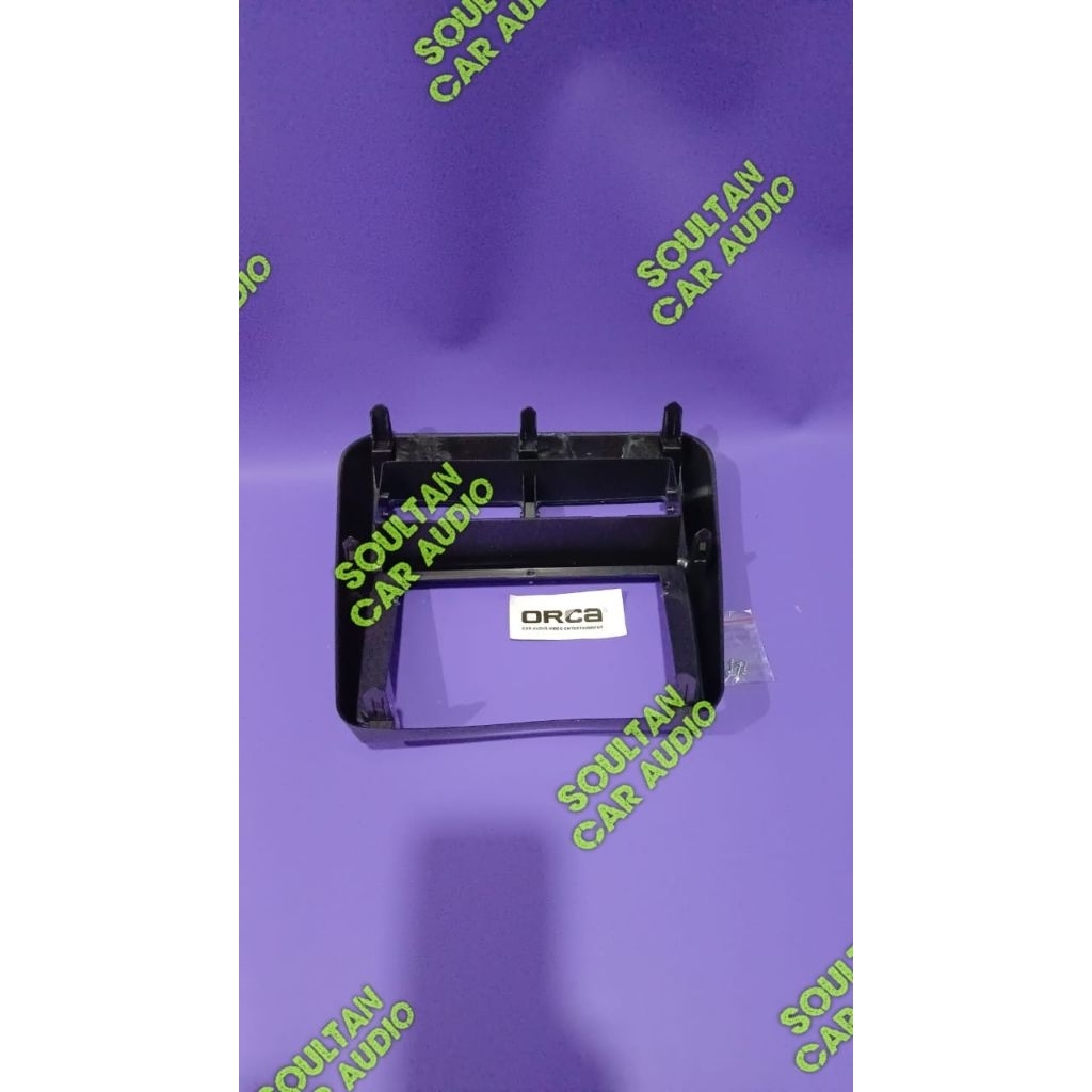 Frame head unit tv mobil android 9 inch mobil Toyota Agya Ayla Warna Silver 2013-2018