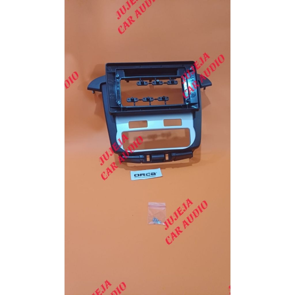 Frame head unit tv mobil android 10 inch mobil toyota innova V ac digital
