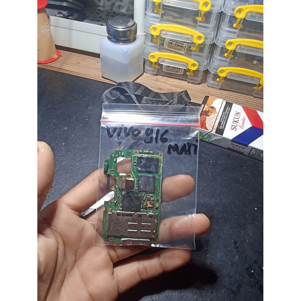 mesin vivo y16 ram 6/128  mati bahan kanibalan barang sesuai di foto