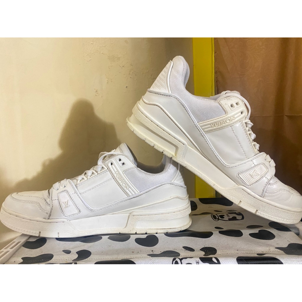 LV TRAINER SIZE 41.5