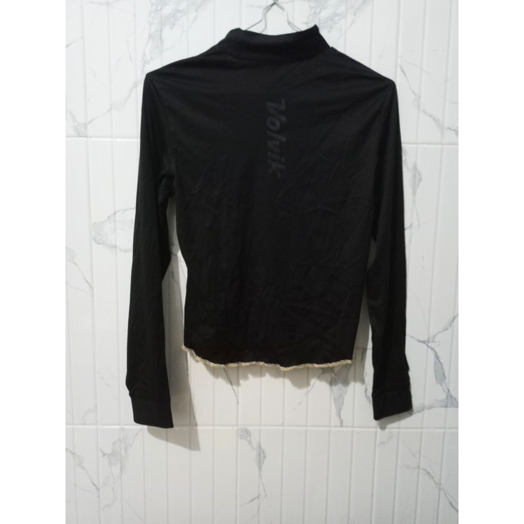 PL Kaos Olahraga Hitam