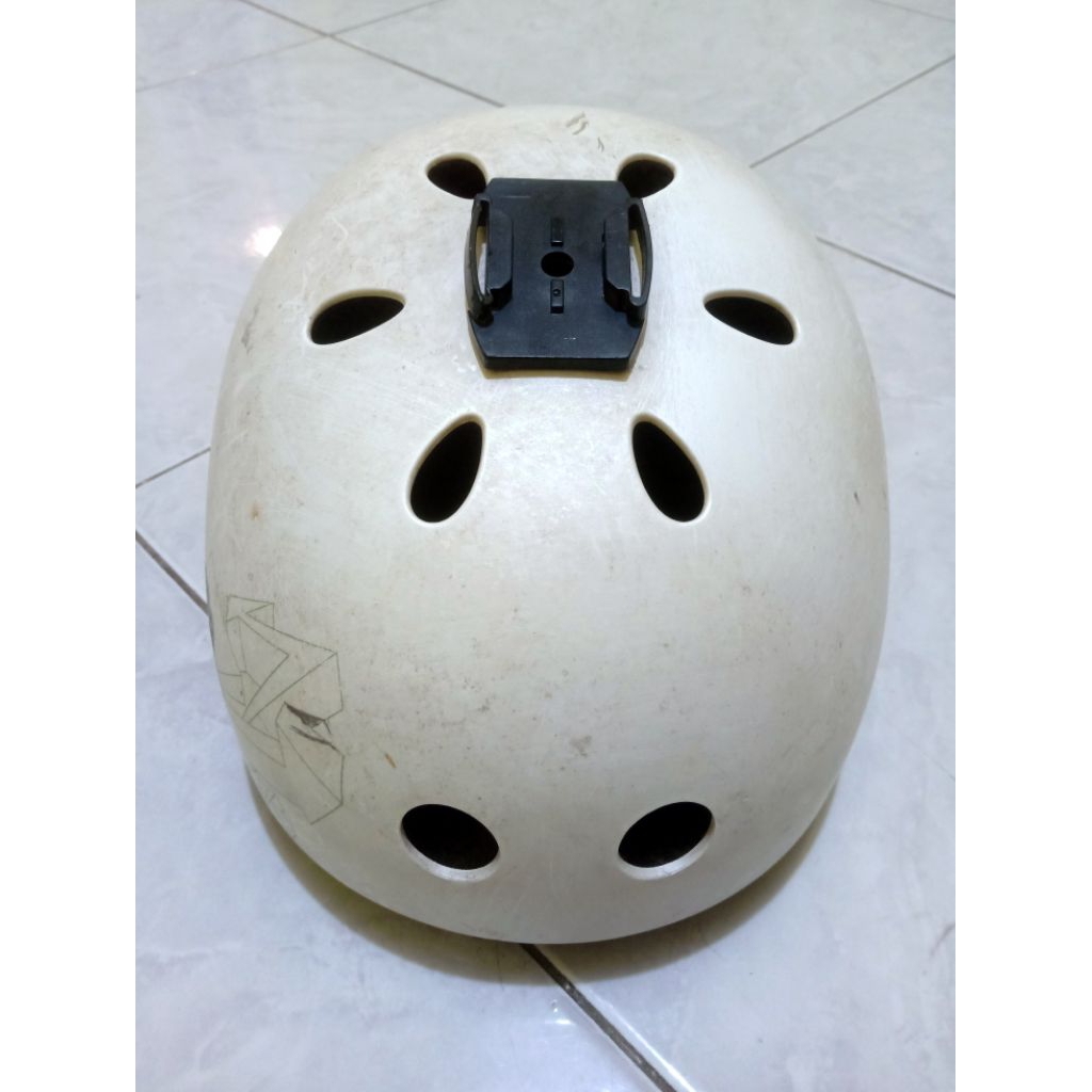 Helm Bekas Sepeda BMX/Skateboard Nuke Head