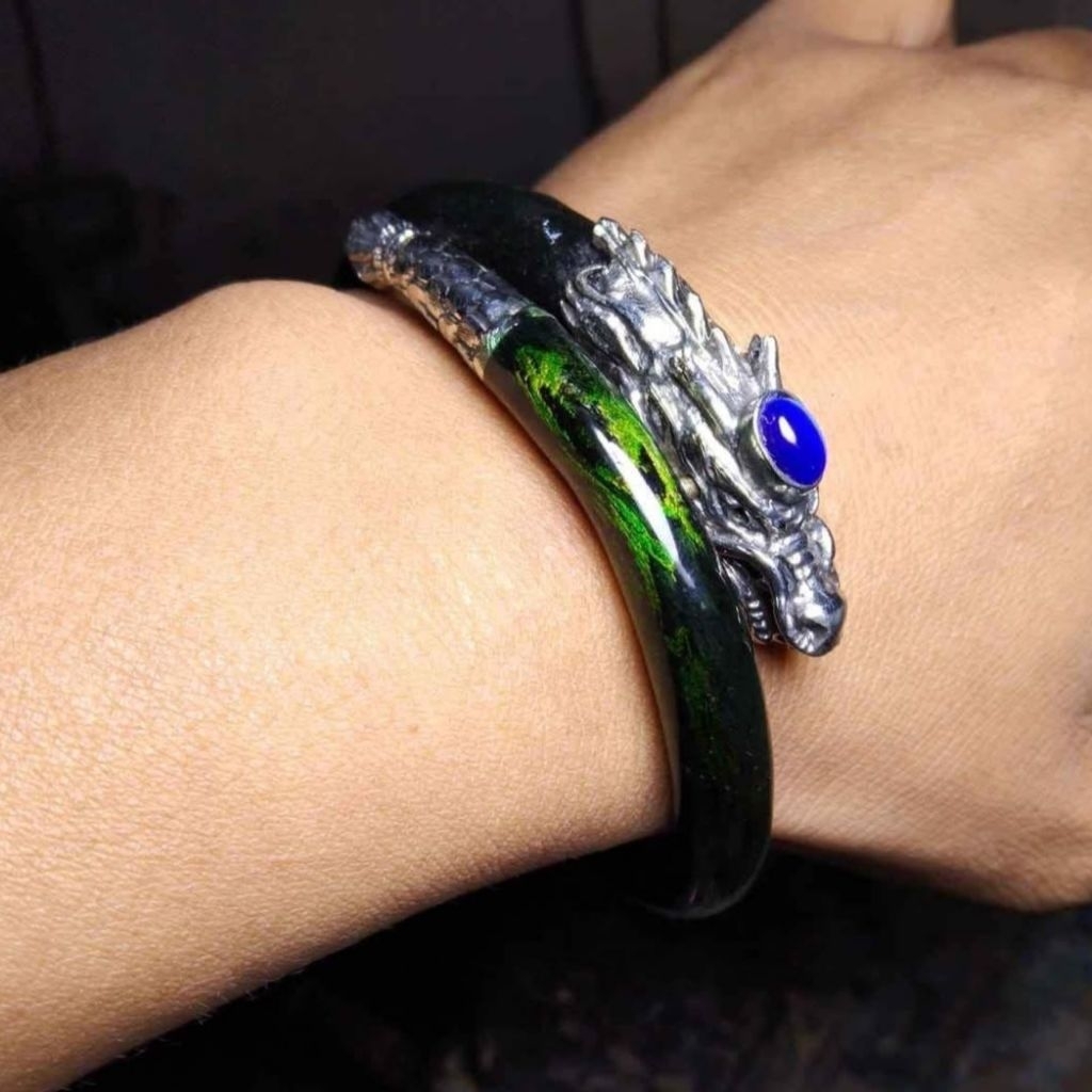 Gelang akar bahar tali arus hijau variasi alpaka naga engsel