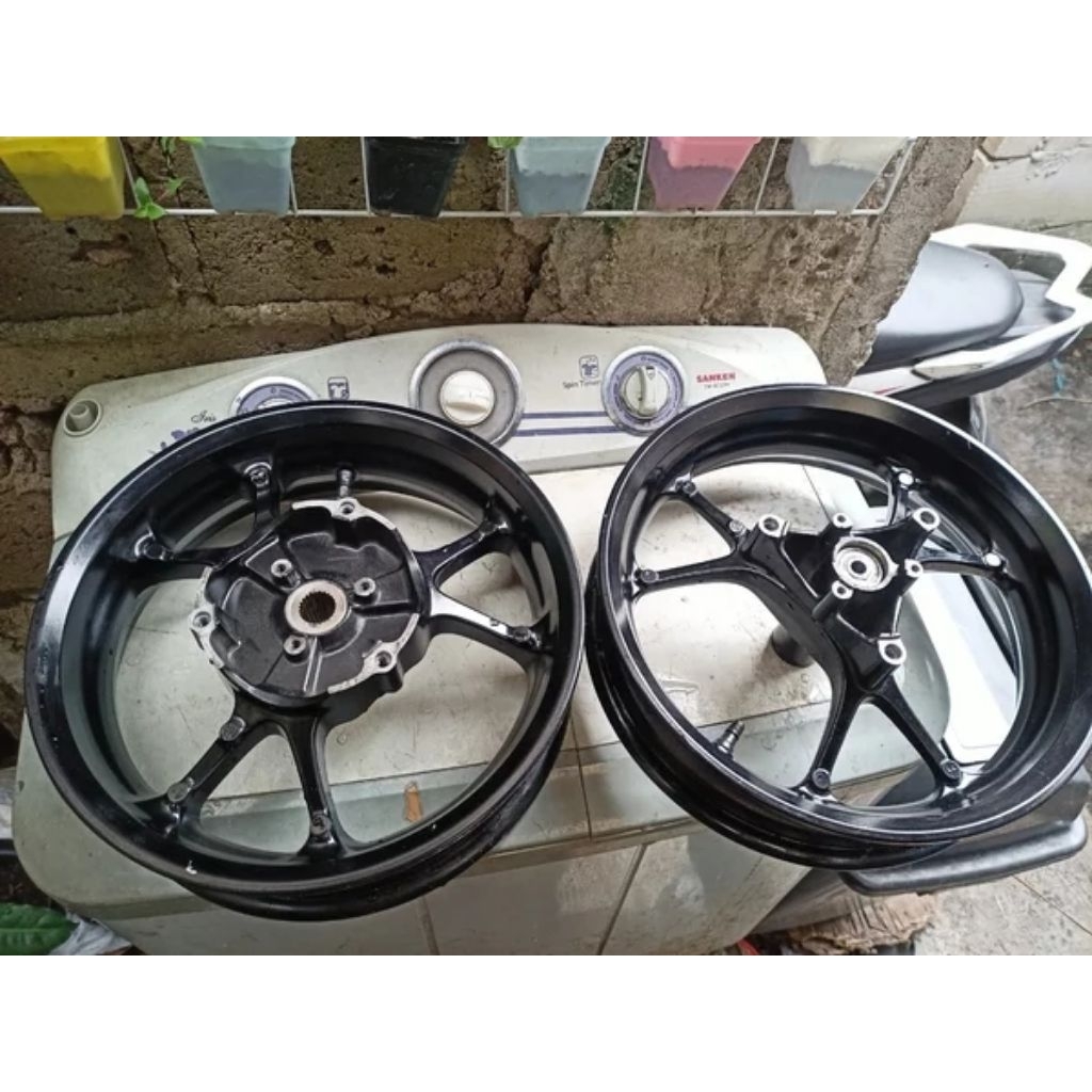 Velg pelek nmax n Max New all New terbaru racing palang original ori copotan standar kelengkapan sep