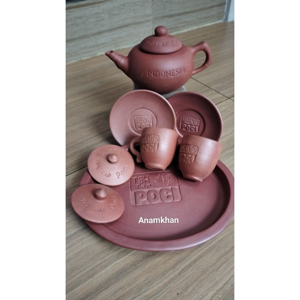 Poci tanah liat Khas tegal