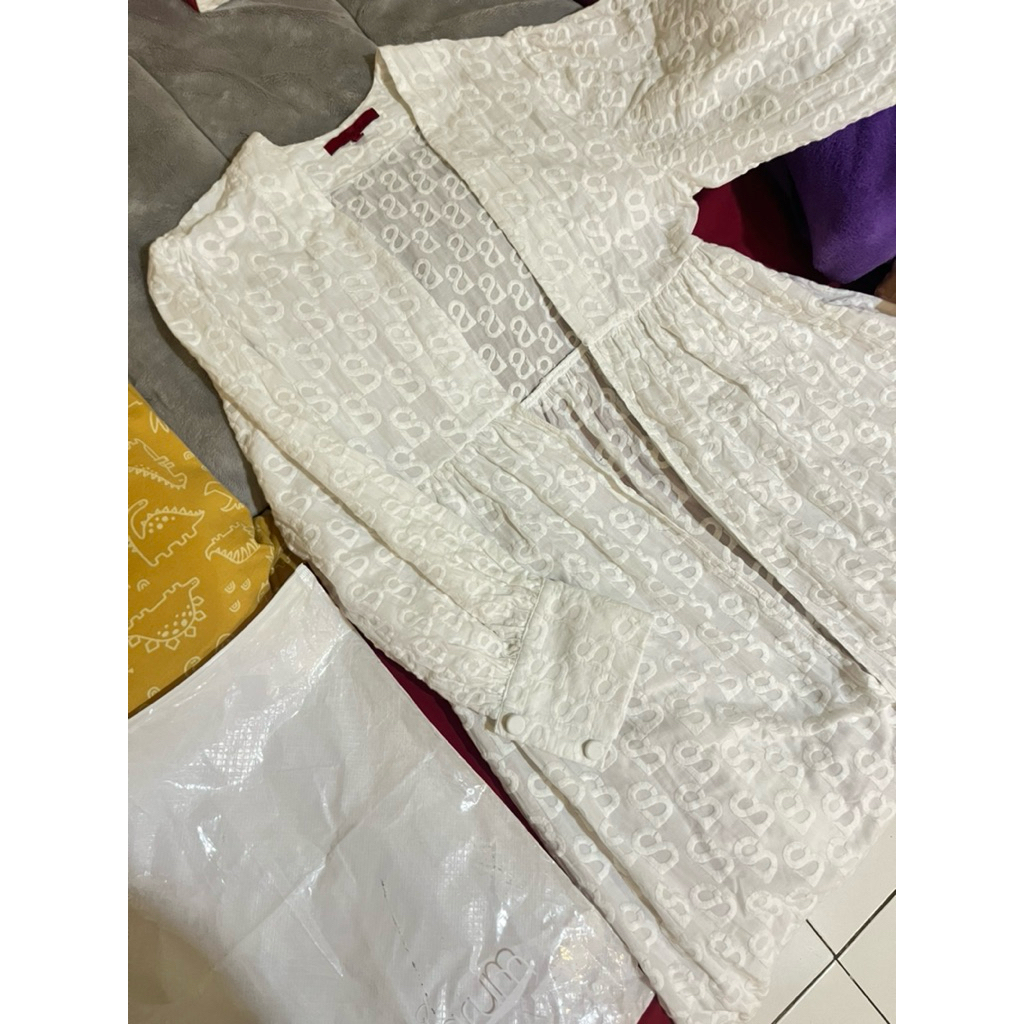 benang jarum amina dress preloved