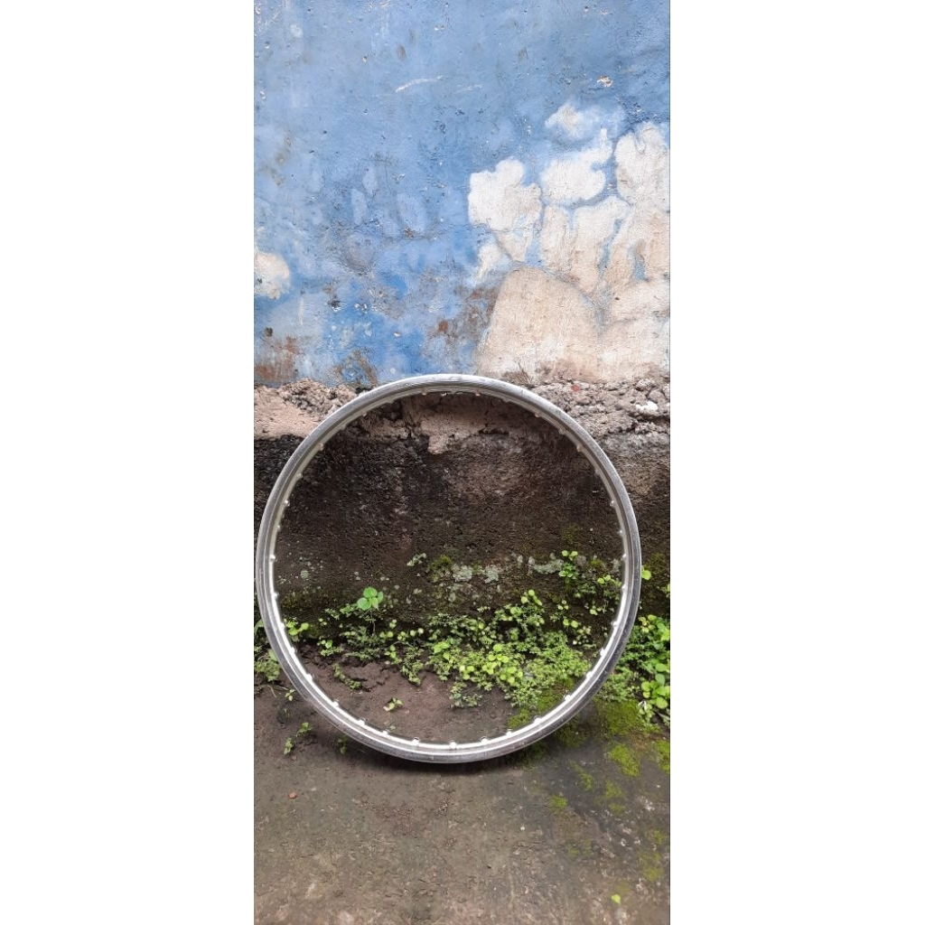 Velg Besi ring 19 bekas copotan motor layak pakai