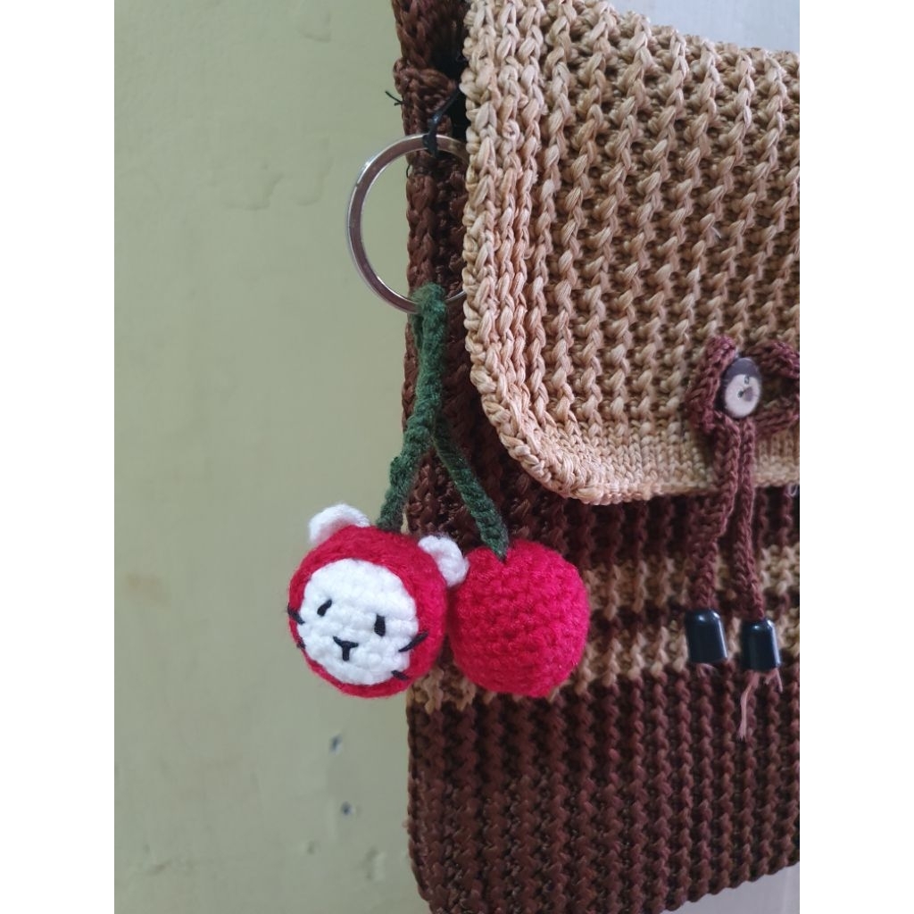 Gantungan/Hiasan Tas Rajut