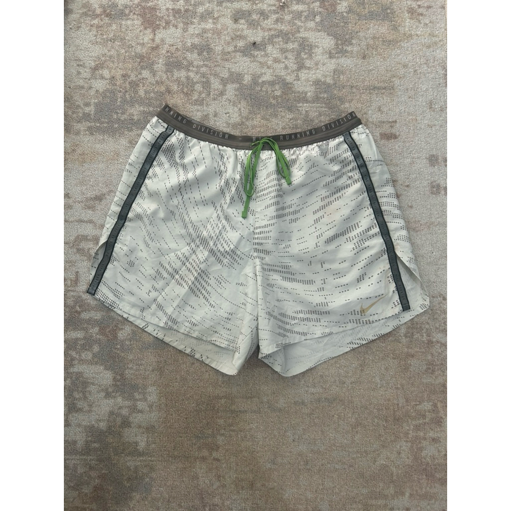 Nike Running Division Short White