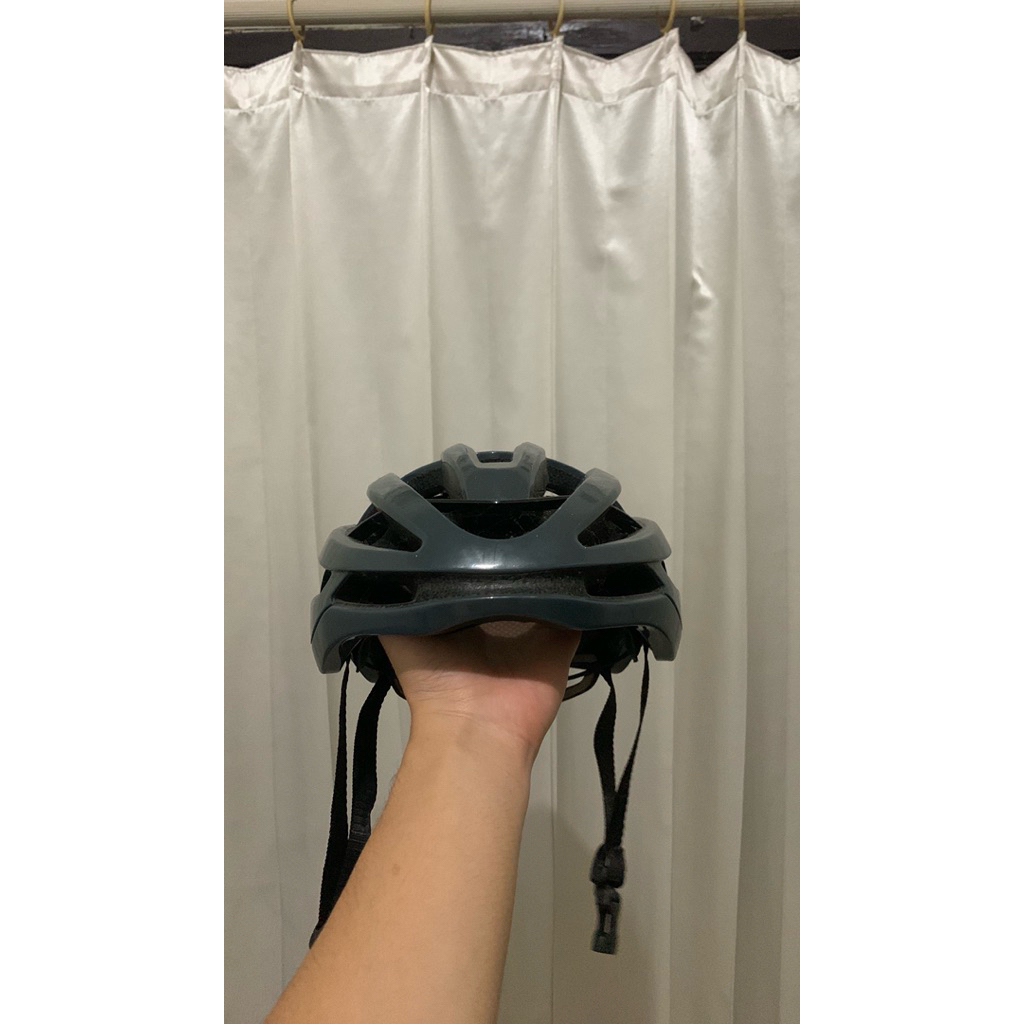 Helm Sepeda Entity RH30