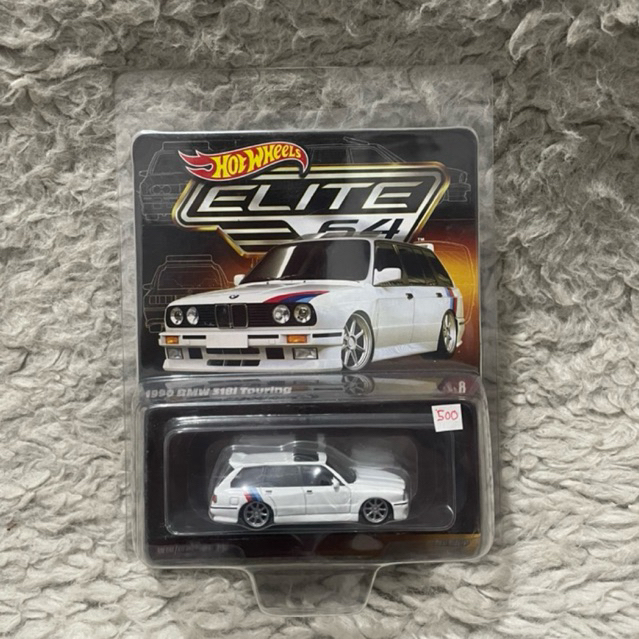 Hot Wheels Elite 64 1990 BMW 318i Touring Putih