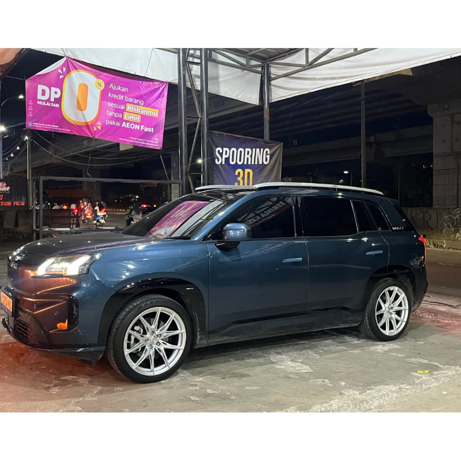 Velg mobil racing elegan ring 19 wurzburg2 pcd 5x114,3 lebar 8,5 hyper silver