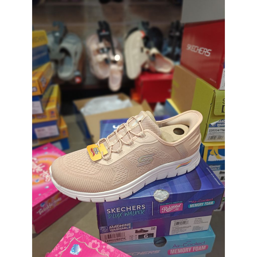 SEPATU SKECHERS SLIP-INS ARCH FIT VISTA WOMEN