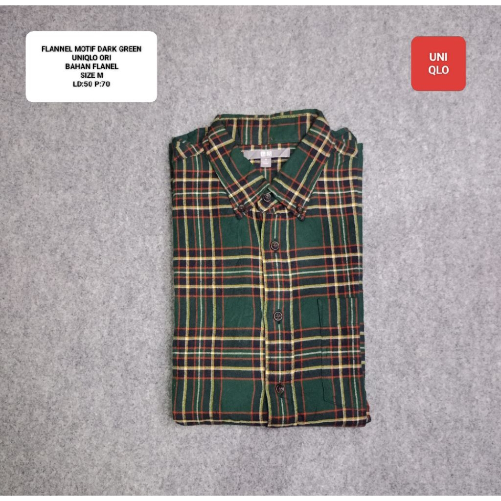 KEMEJA FLANEL MOTIF HIJAU BOTOL UNIQLO ORI SIZE M