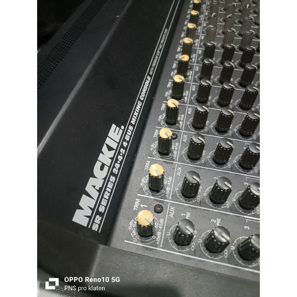 mixer Mackie vlz 24 pro ORI usa