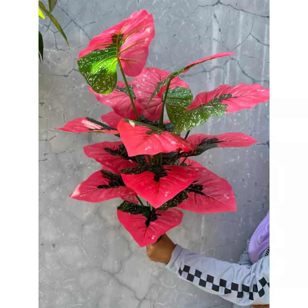 bunga keladi merah artificial 18 daun bahan plastik
