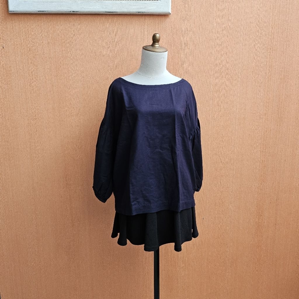 atasan wanita biru tua navy UNIQLO cewek M blouse L lengan panjang balon cute
