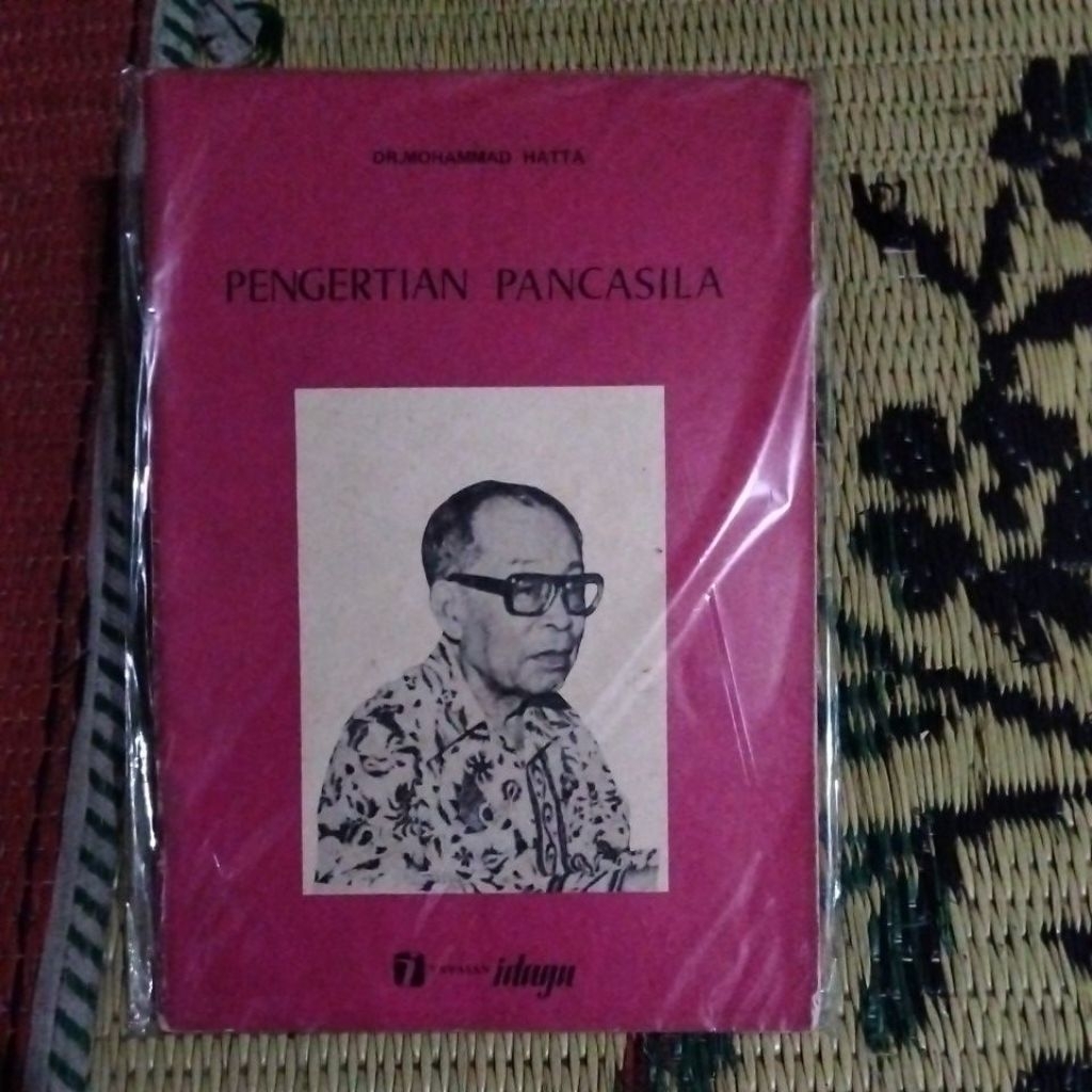 Buku DR.MOHAMMAD HATTA
PENGERTIAN PANCASILA