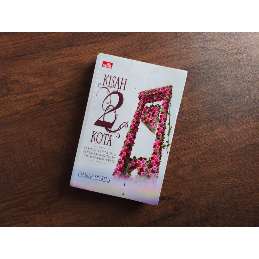Buku A Tale of Two Cities Kisah 2 Kota - Charles Dickens