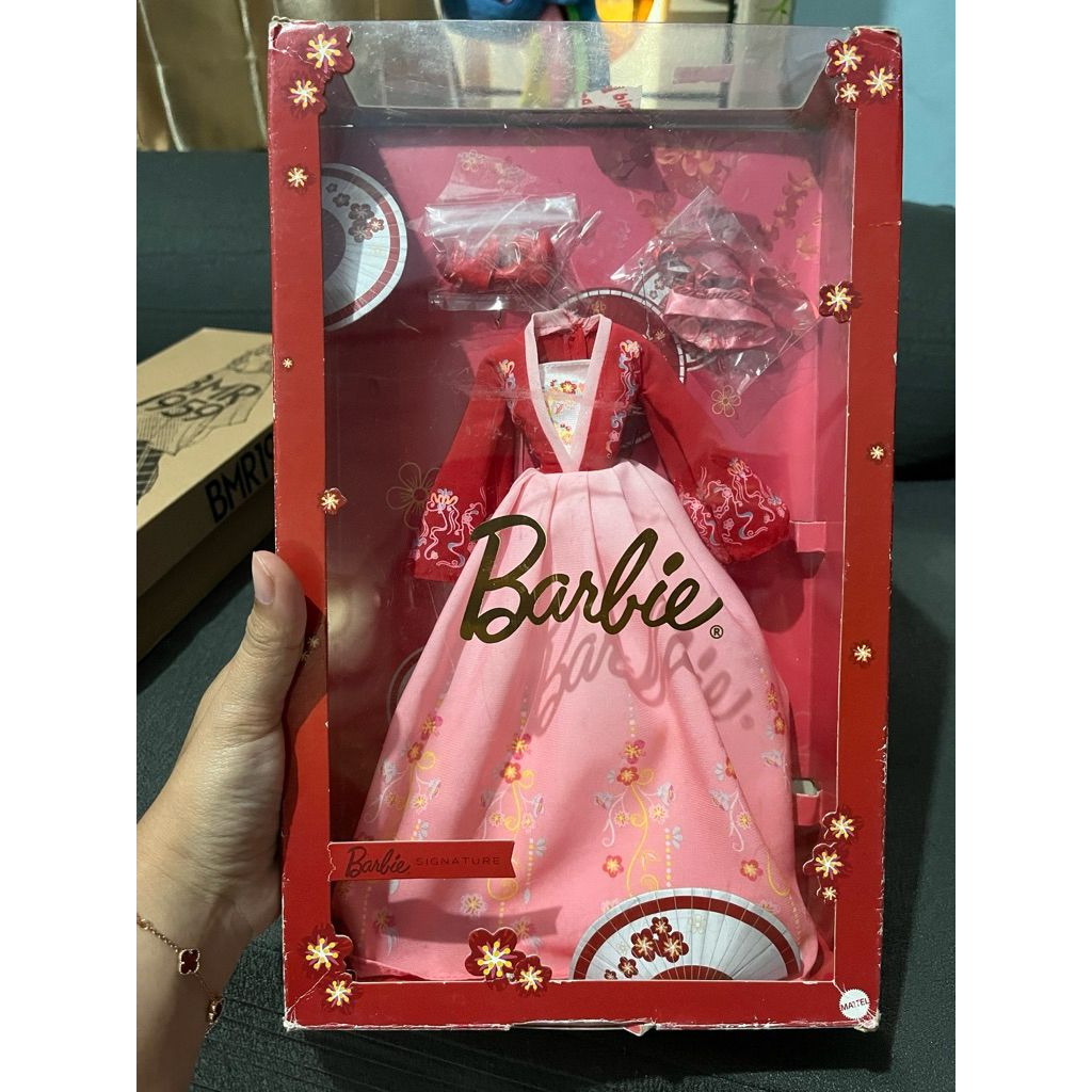 Baju barbie mattel
