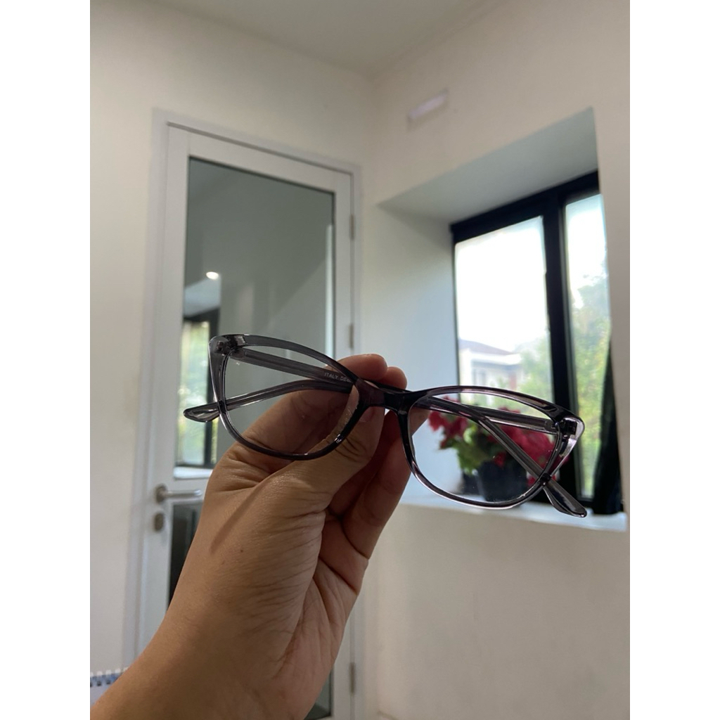 Kacamata Cat Eye Black, Grey Transparan Frame Sedang| Kacamata Cat Eye Hitam, Abu Transparan Daily o