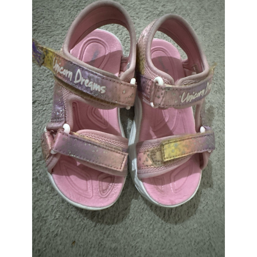 sandal Skechers anak magical