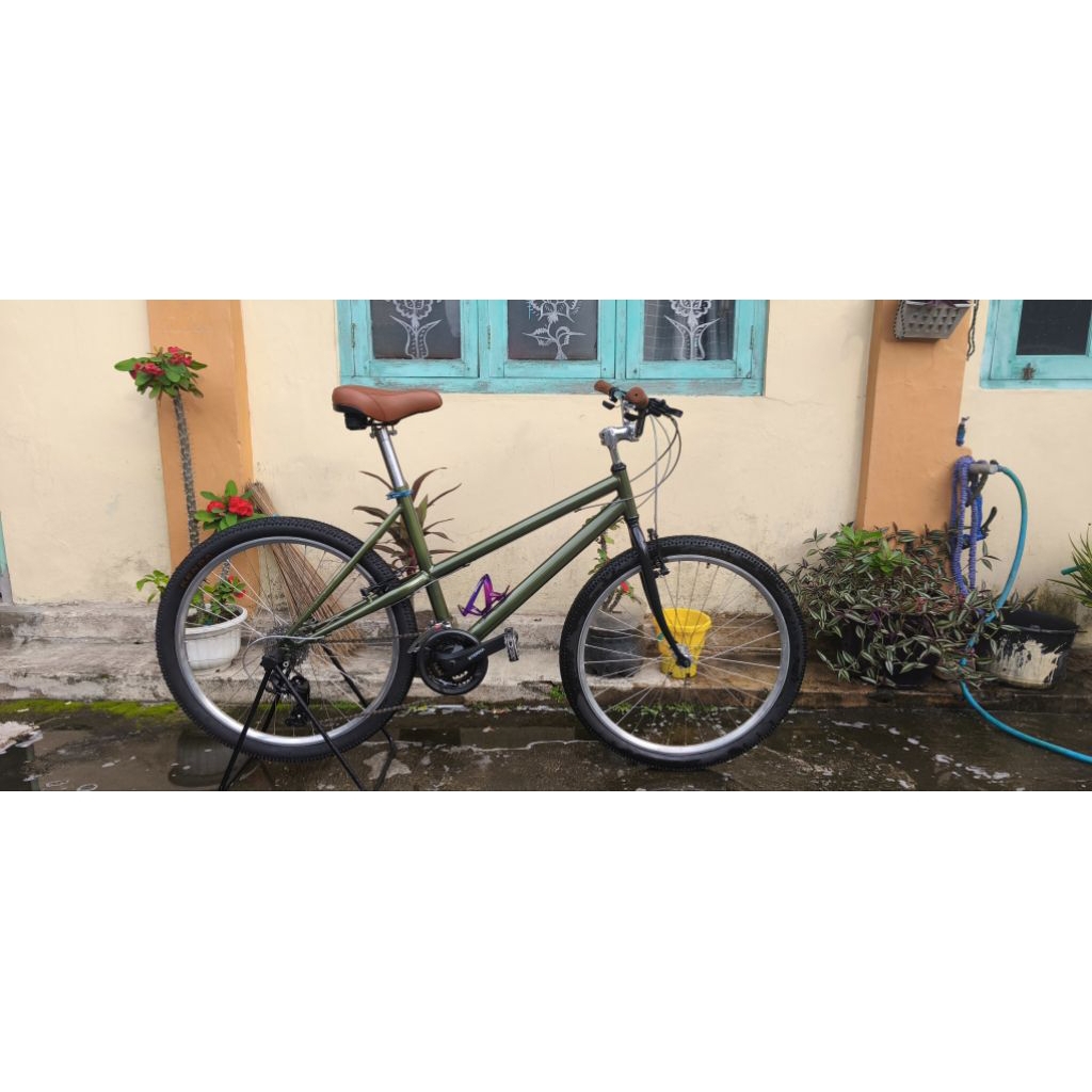 COMMUTER BIKE RARE FRAME