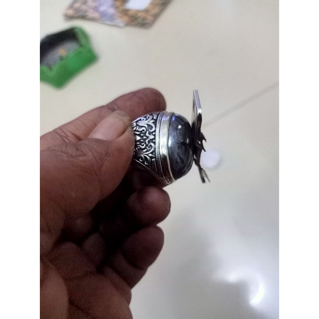 batu badar besi kursani C jari 8