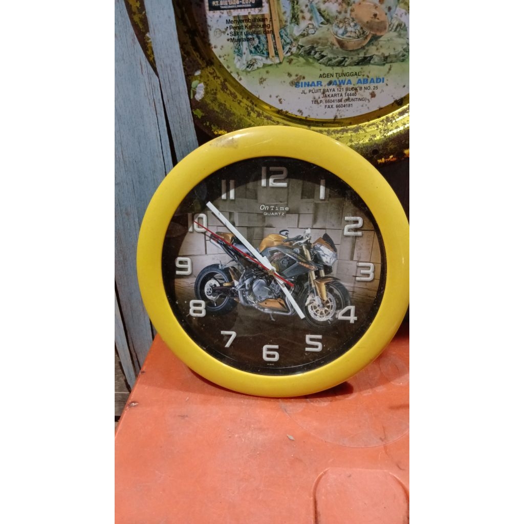 Jam dinding 75rb jadul antik vintage lawas kuno anggap mati