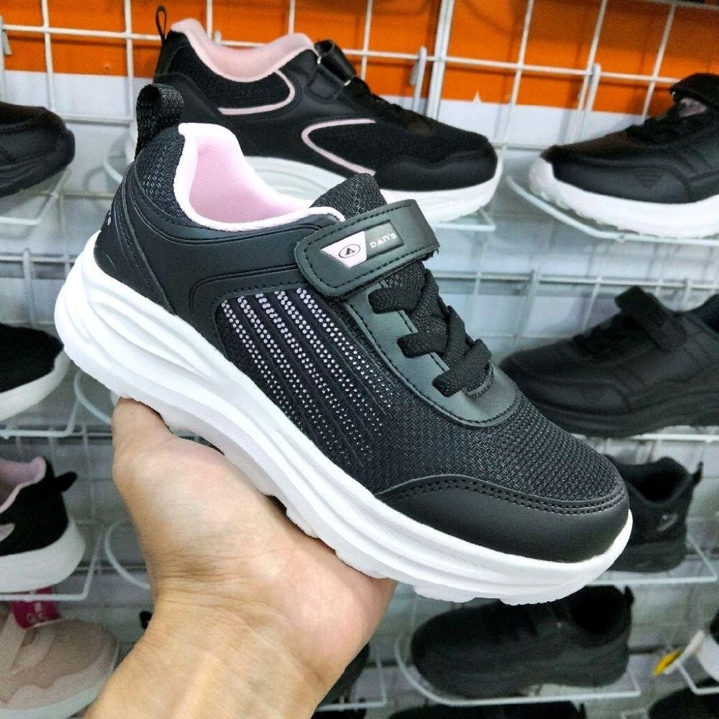 Sepatu Anak Perempuan Dans Vatrix Hitam Pink Original