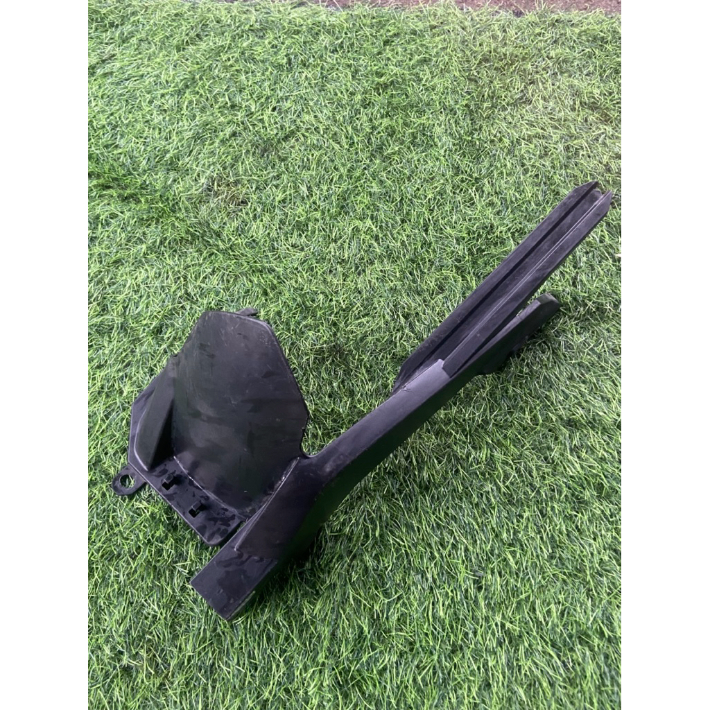 ORIGINAL COPOTAN COVER TUTUP RANTAI MOTOR YAMAHA VIXION NEW NVA NVL ORIGINAL