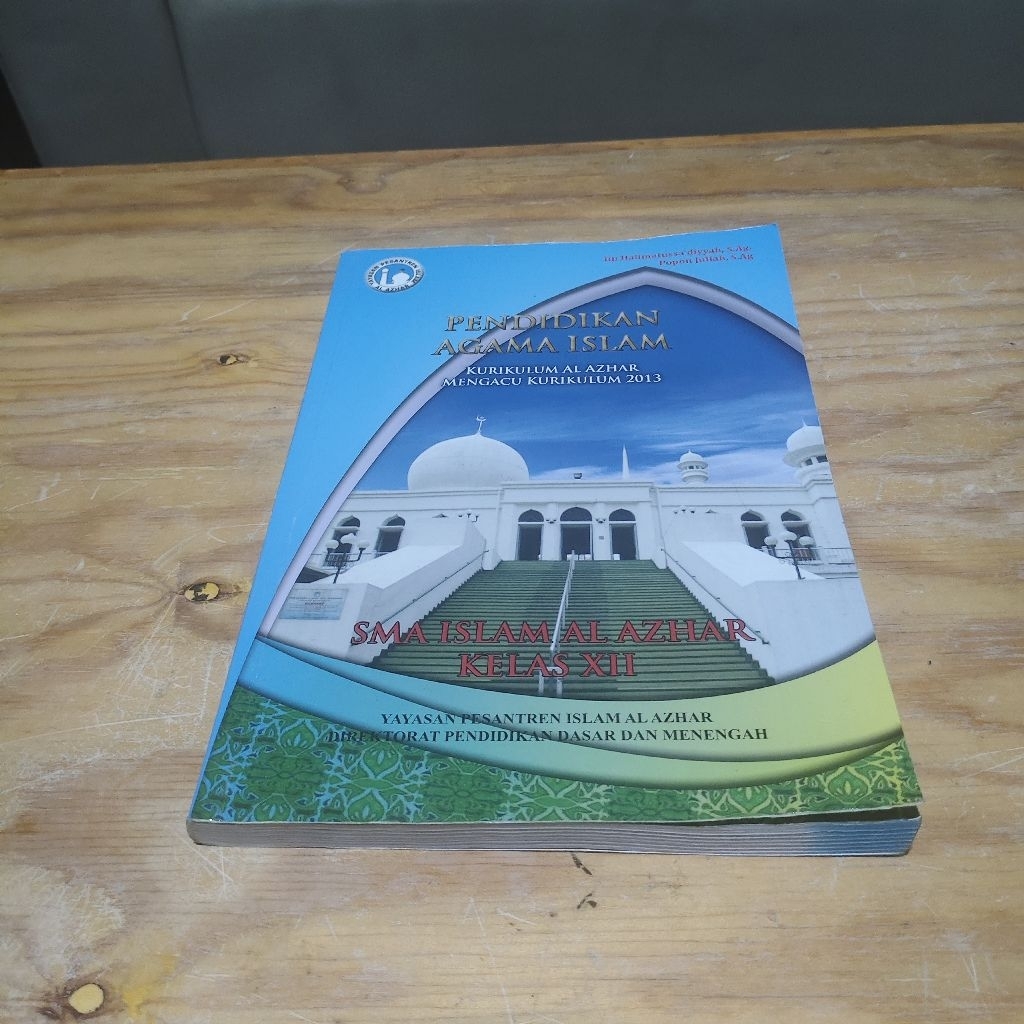 Buku Pendidikan Agama Islam Kelas XII SMA Al Azhar