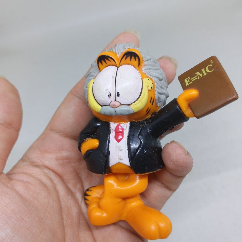 Figure Garfield Jas Ilmuwan
