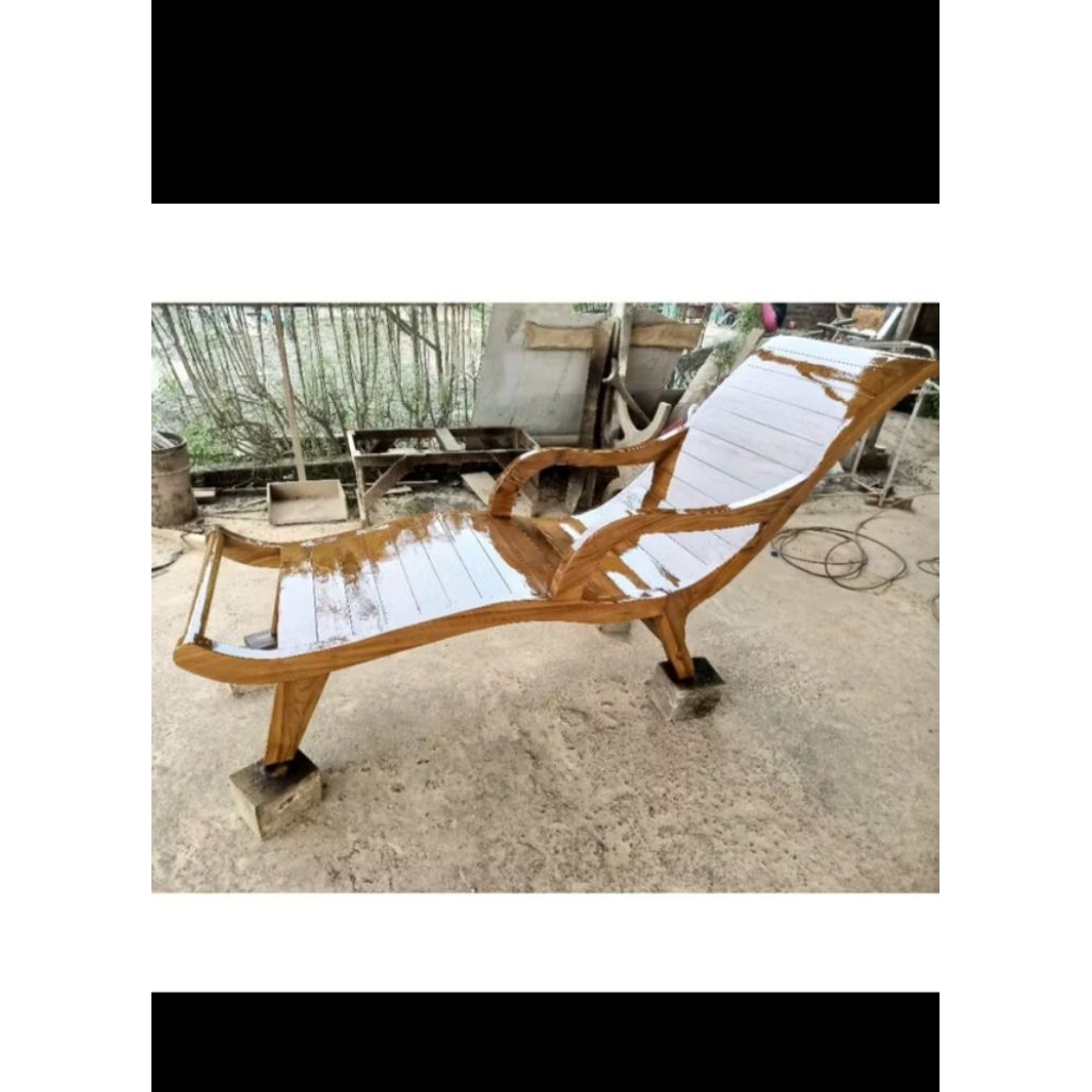 KURSI MALAS KAYU JATI