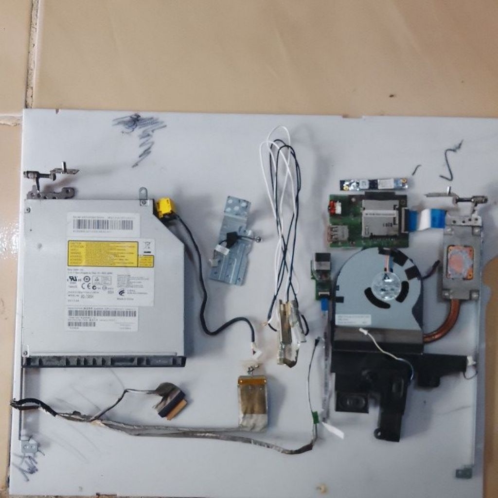 Part Laptop Lenovo B490 DVD, Fan Frosesor, Webcam, Fleksibel LCD, Fleksibel Wifi Card, Engsel, Speak