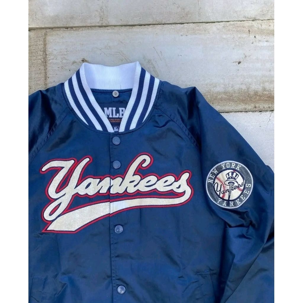 varsity yankess mlb