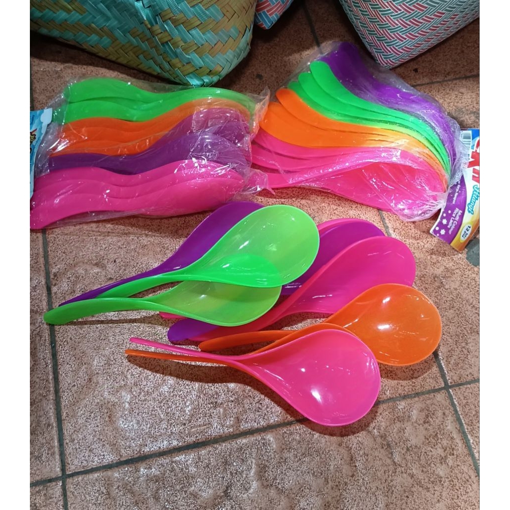 centong nasi 1 lusin/centong nasi plastik/centong nasi plastik warna warni