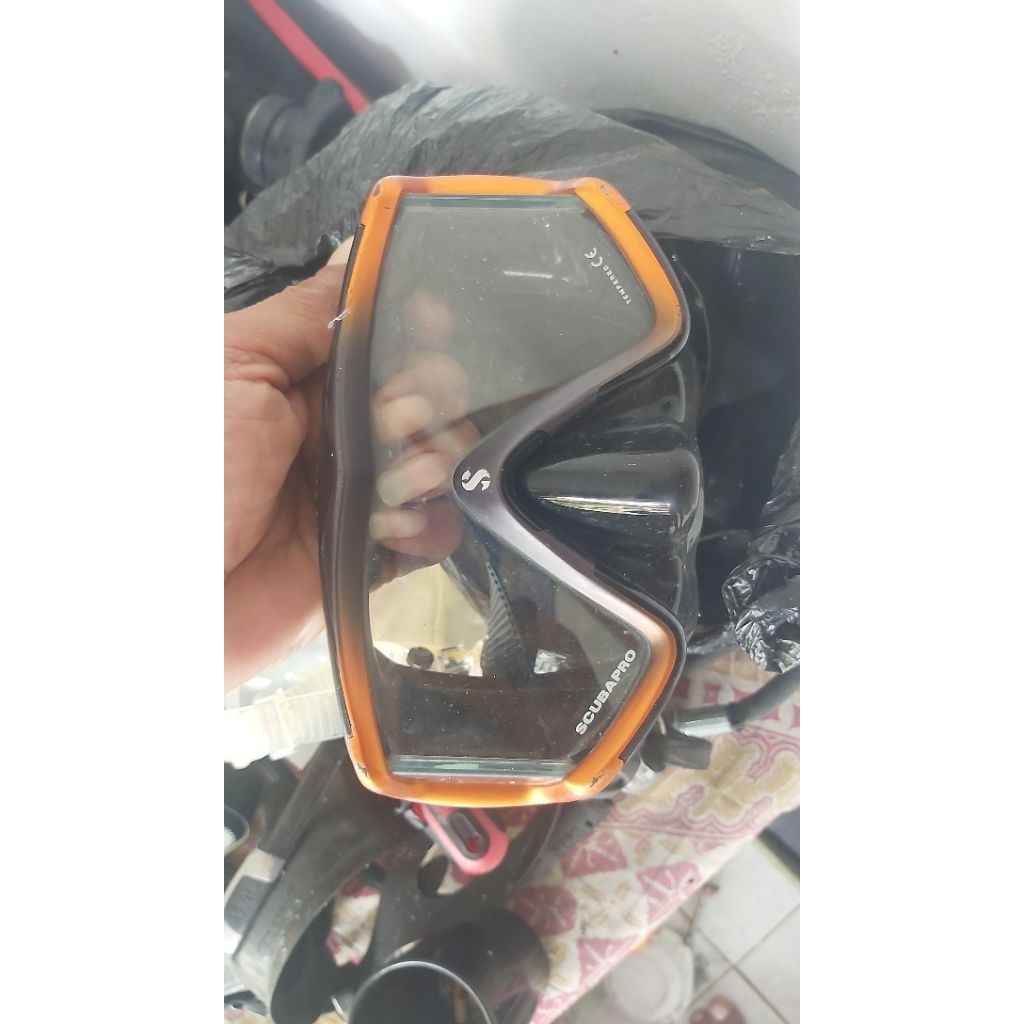 masker scuba pro mantis