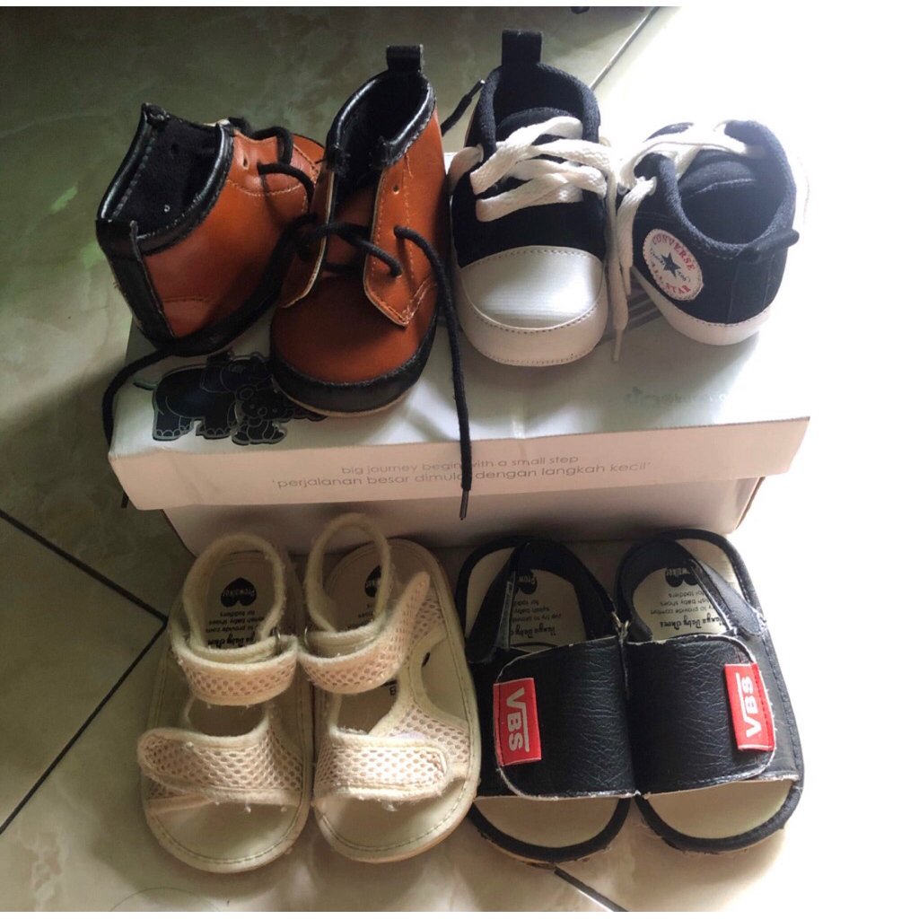 PL Like New Sepatu & Sandal Anak