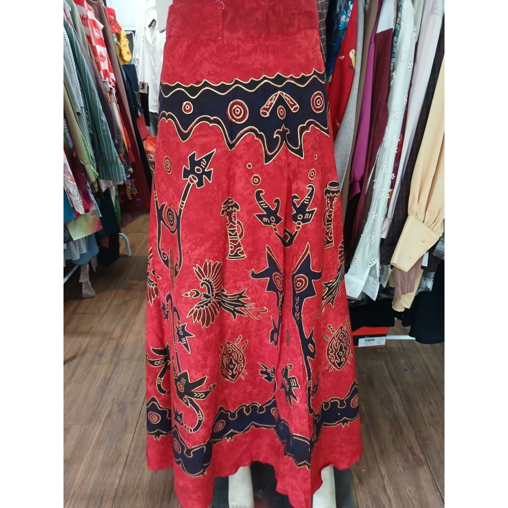 Rok Batik Wanita asli kain Papua