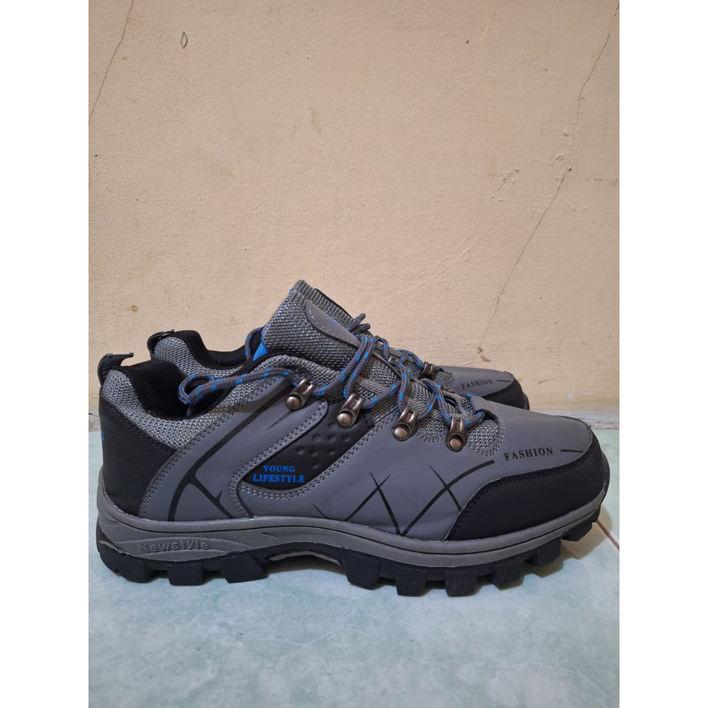 Sepatu Hiking Leedoo