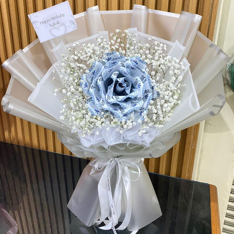 Bouquet Buket Money Uang 25 Lembar Bentuk Bunga Mawar Wisuda Ulang Tahun Surabaya