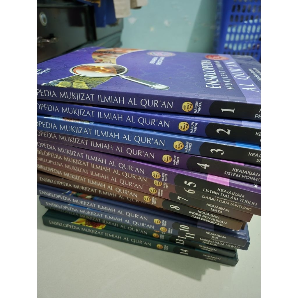 Preloved buku ensiklopedia mukjizat ilmiah