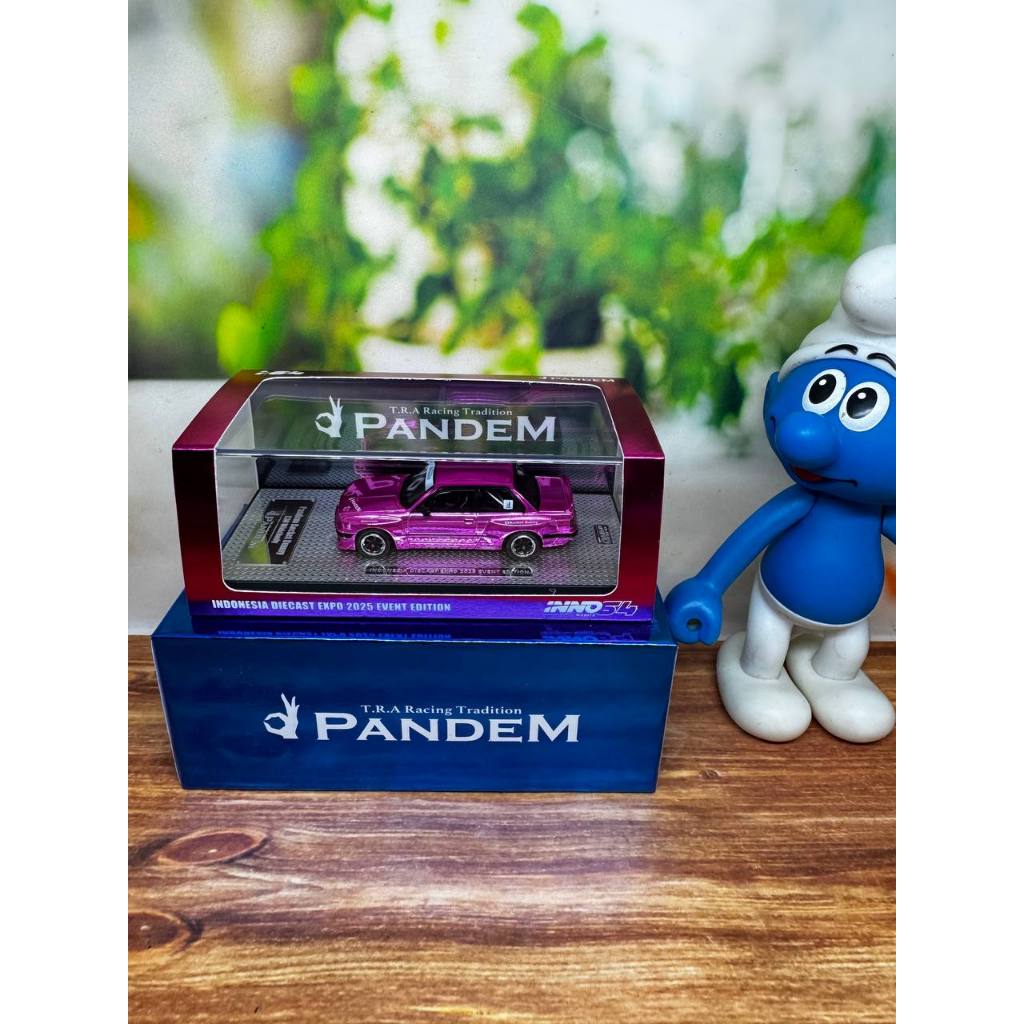 INNO Inno64 BMW E30 Pandem Rocket Bunny IDE 2025