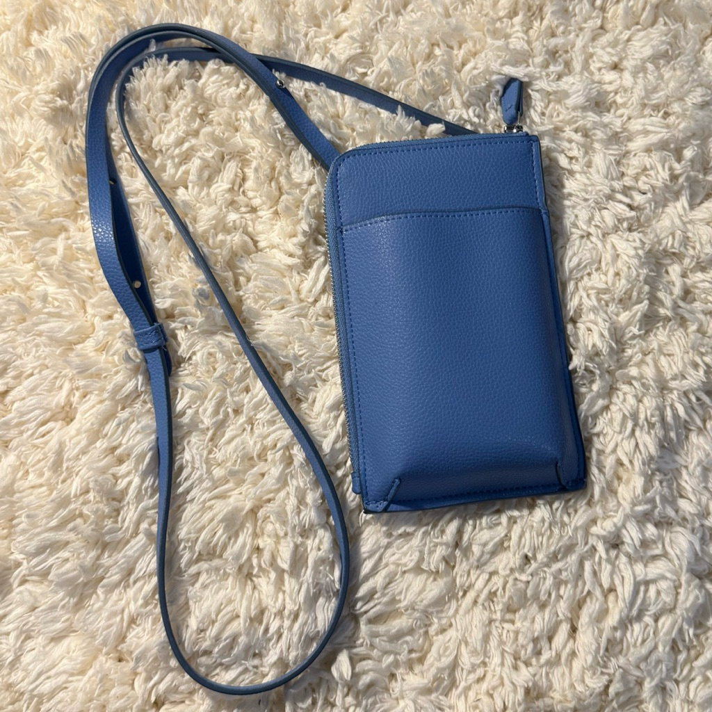 preloved item uniqlo sling bag biru tas kecil konser buat hp